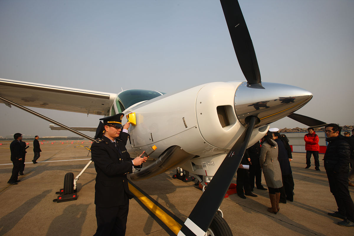 空客与波音民航飞机雷达罩结构及雷电防护设计差异性分析