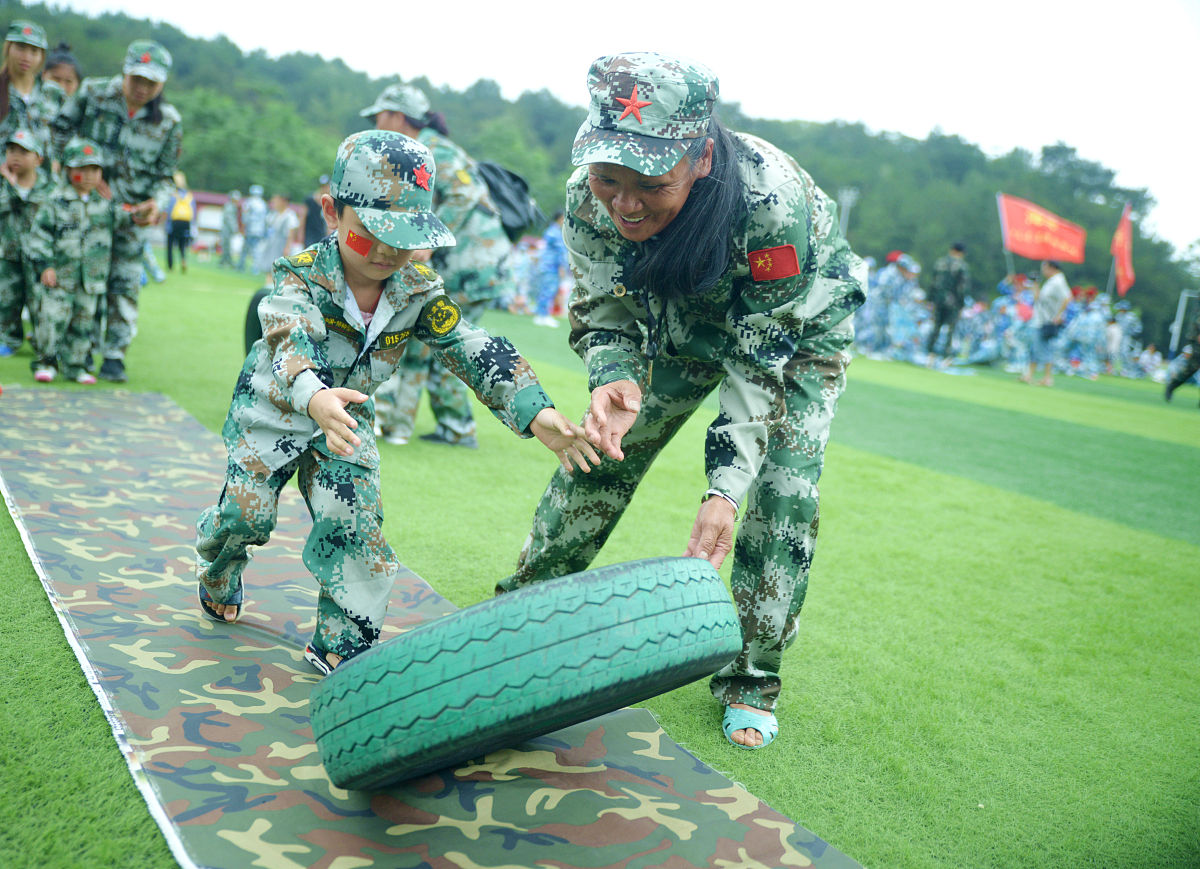 请写一个不少于三百字的关于六一儿童节的主持词开场白要富有诗意