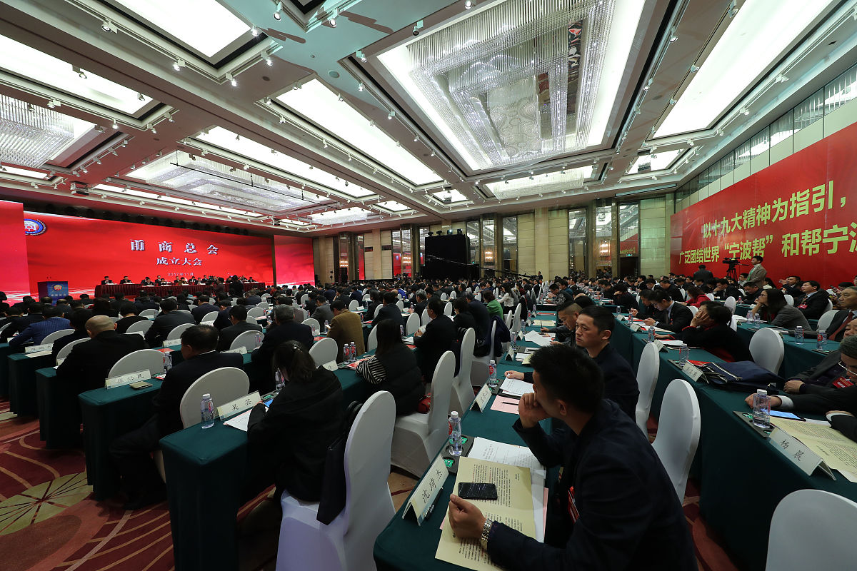 员工大会上客户为中心企业文化的发言稿 10分钟