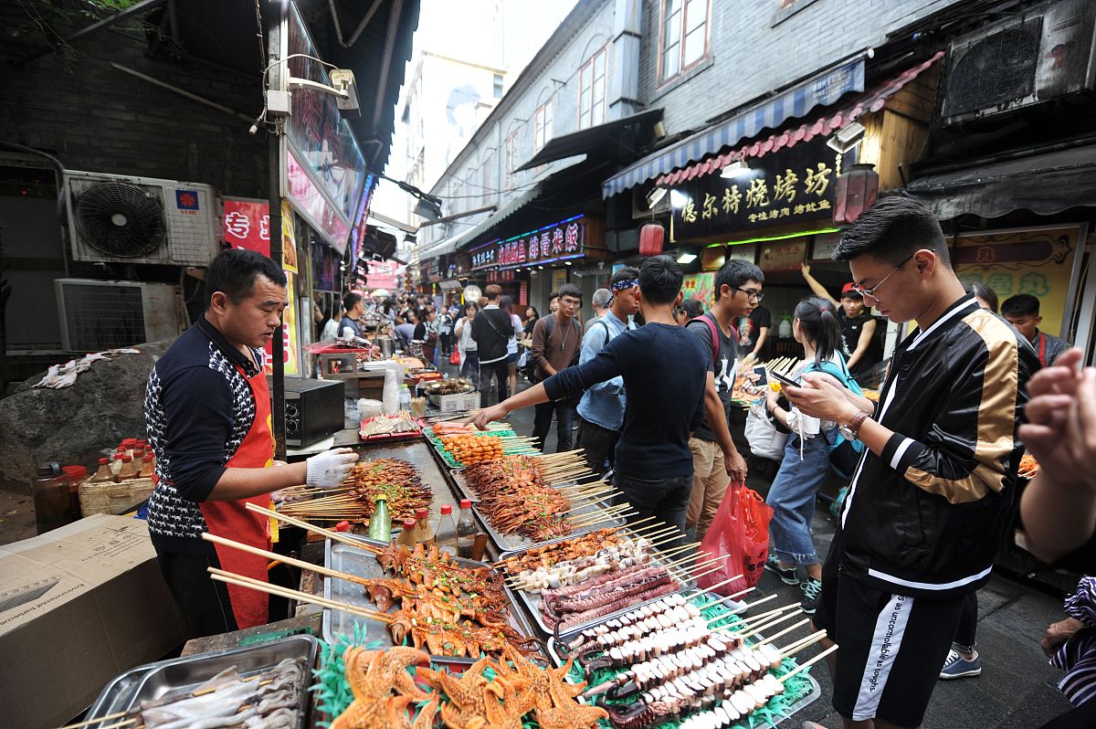 大理小吃街和夜市大全：古城、下关、大理湾美食推荐