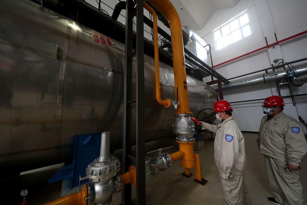 你正在撰写论文化工设备腐蚀现象产生因素和防腐策略请分析选这个题目的原因。