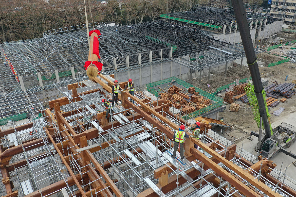 钢结构承包合同范本：内容、价款、工期、责任等