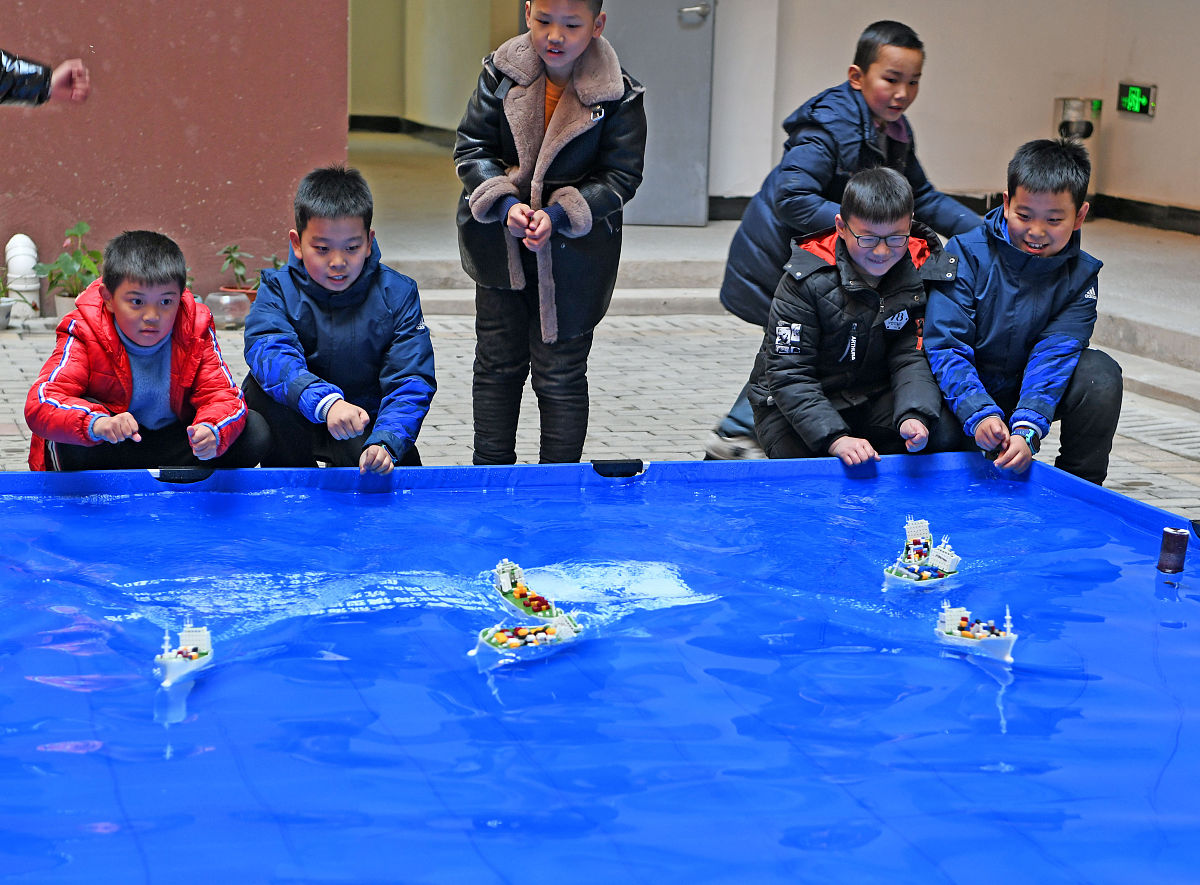 设计一个参加青少年水下机器人比赛的口号