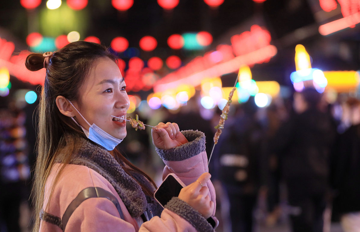 一岁以内婴儿新冠有痰吃什么药要是做雾化用什么药？