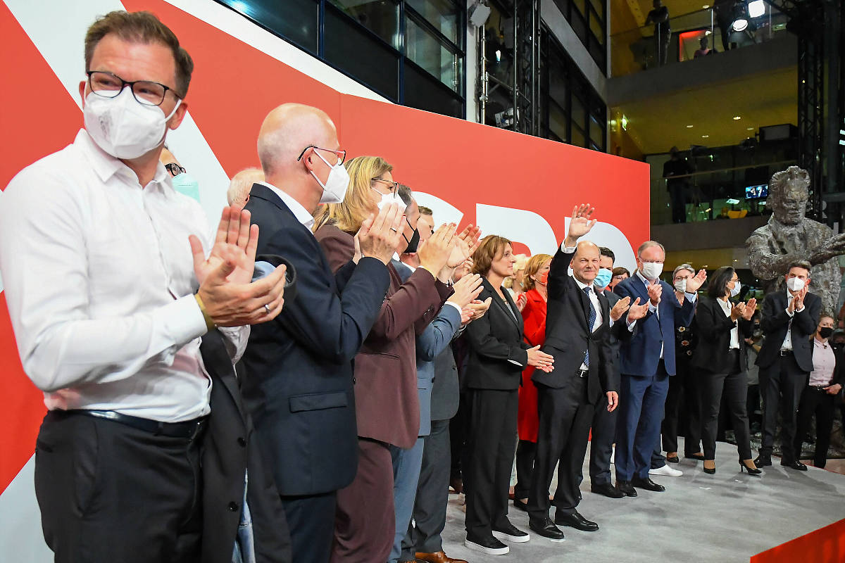 串口通信使用的是串行通信协议其中数据是按照一定的格式和顺序发送和接收的如一帧一帧的数据如图3-1所示为串口数据的一帧数据格式。改写一下学术一点