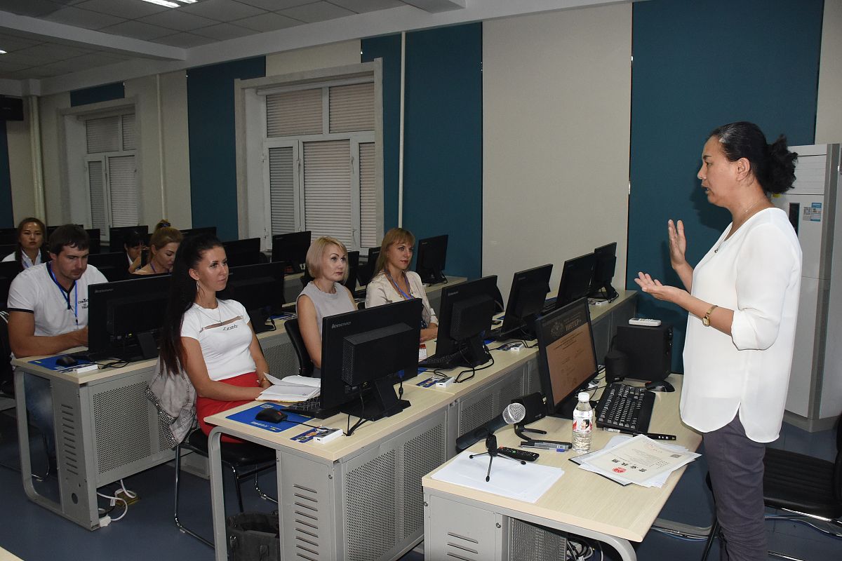 静宁职教中心计算机网络专业开设了哪些课程？