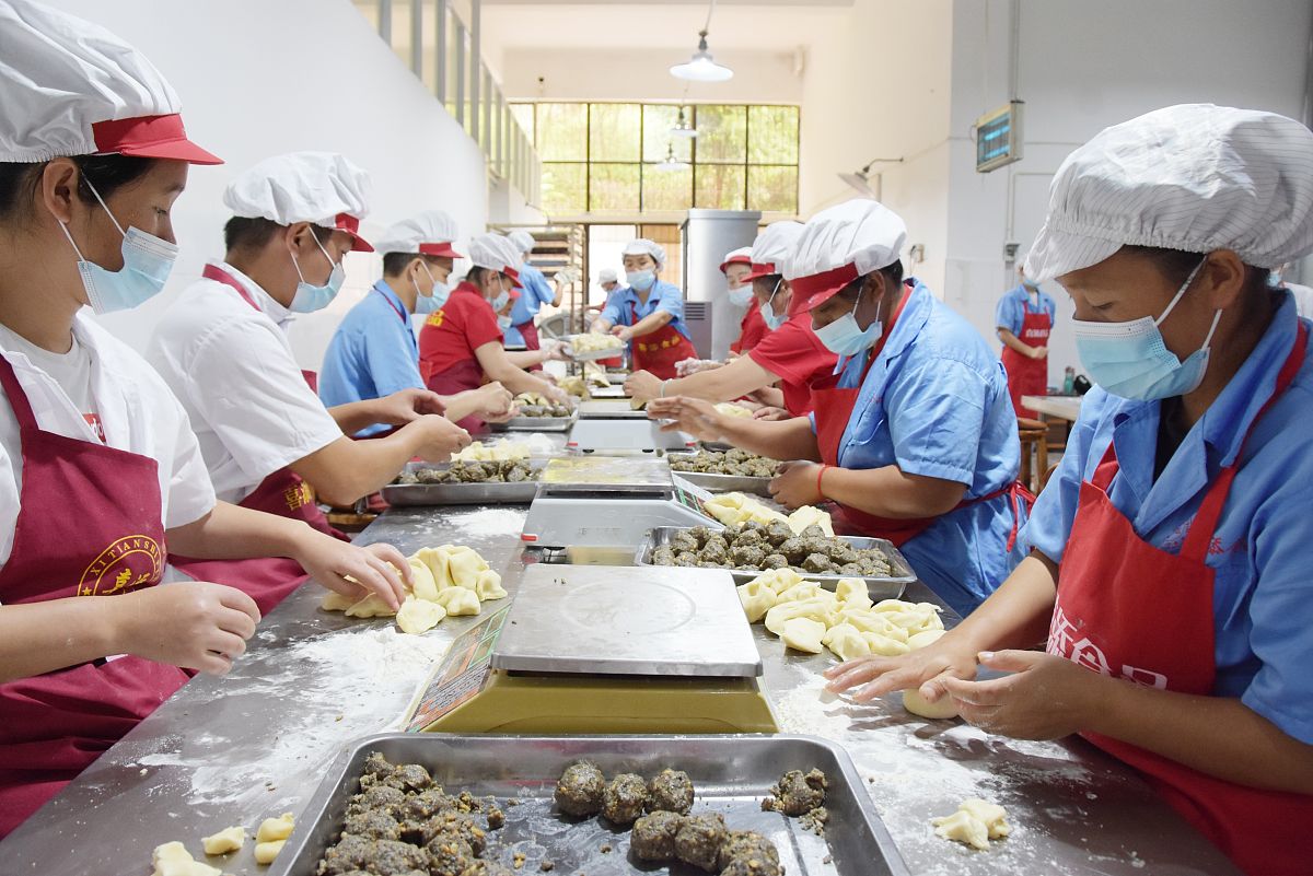 在贵州读民族风味食品加工制作专业可以去哪些学校