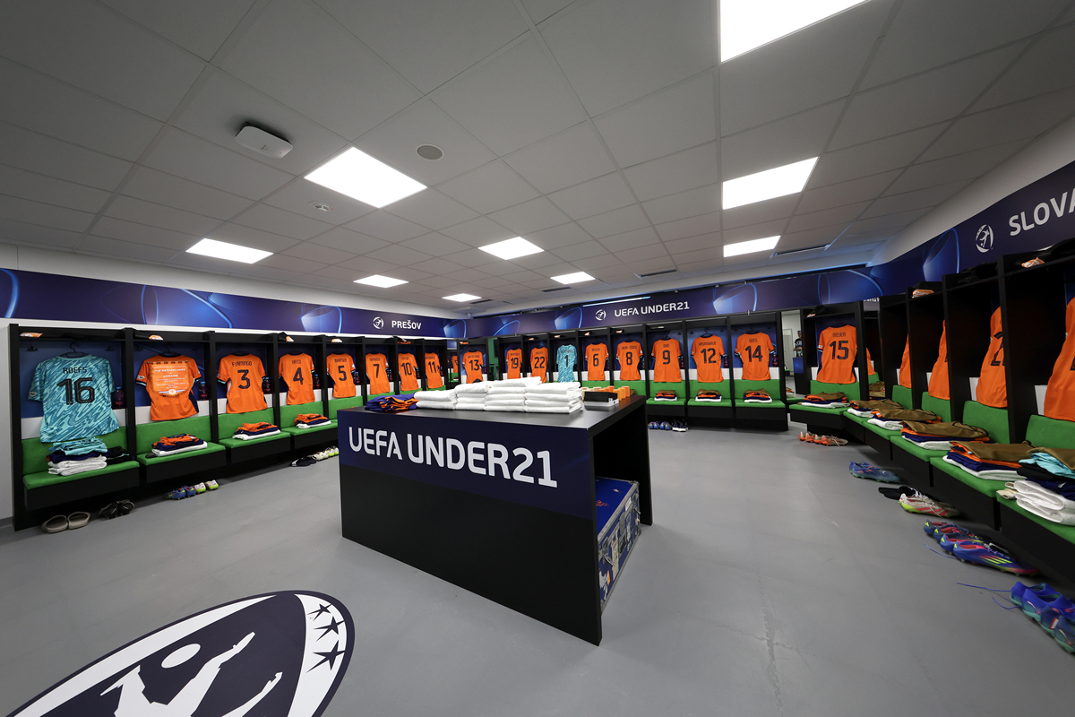 tennis shops in causeway bay hong kong