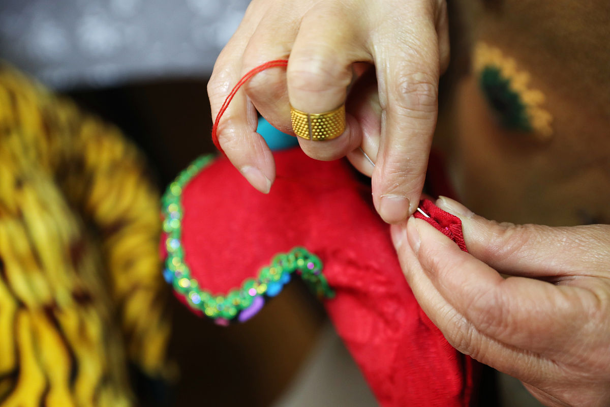 安徽女生中专专业选择指南：2022热门专业推荐