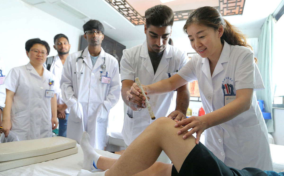 西安艾灸培训学校推荐：学习艾灸技术，呵护健康