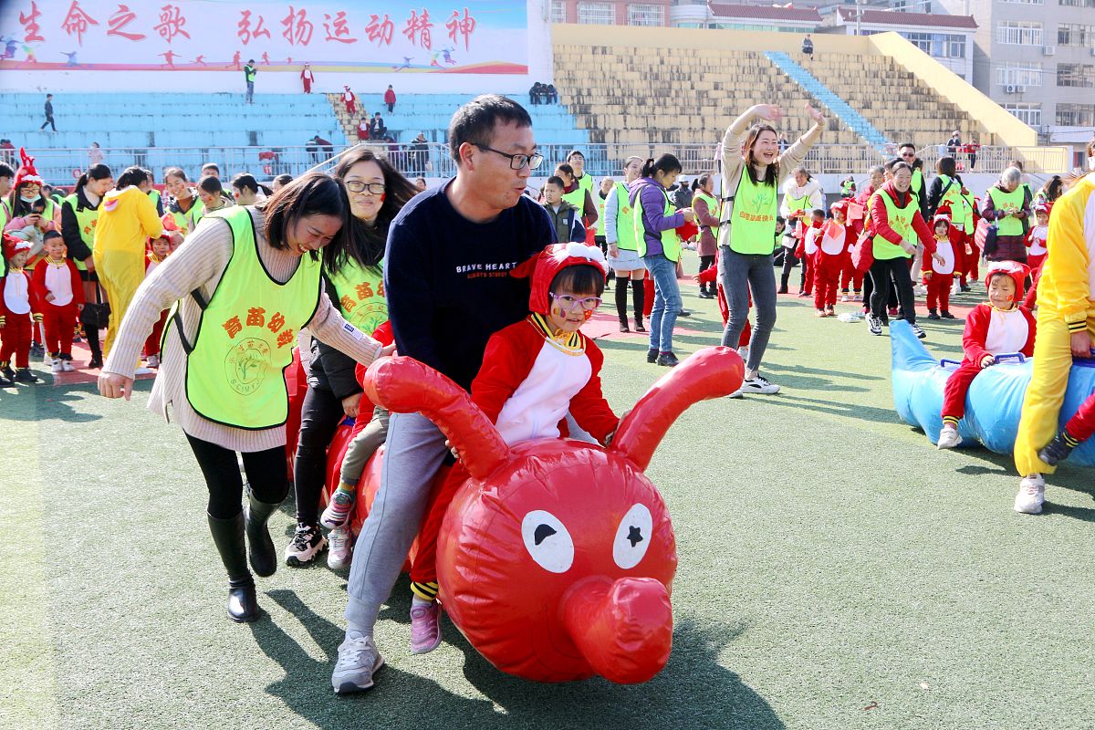甘肃幼师学校专业设置：学前教育、幼儿园管理、特殊儿童教育等
