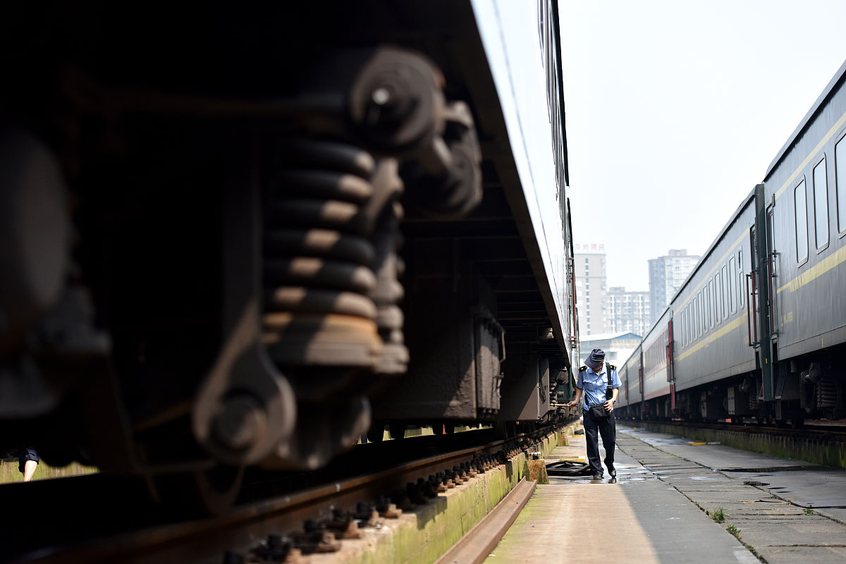 成都什么铁道车辆专业学校好