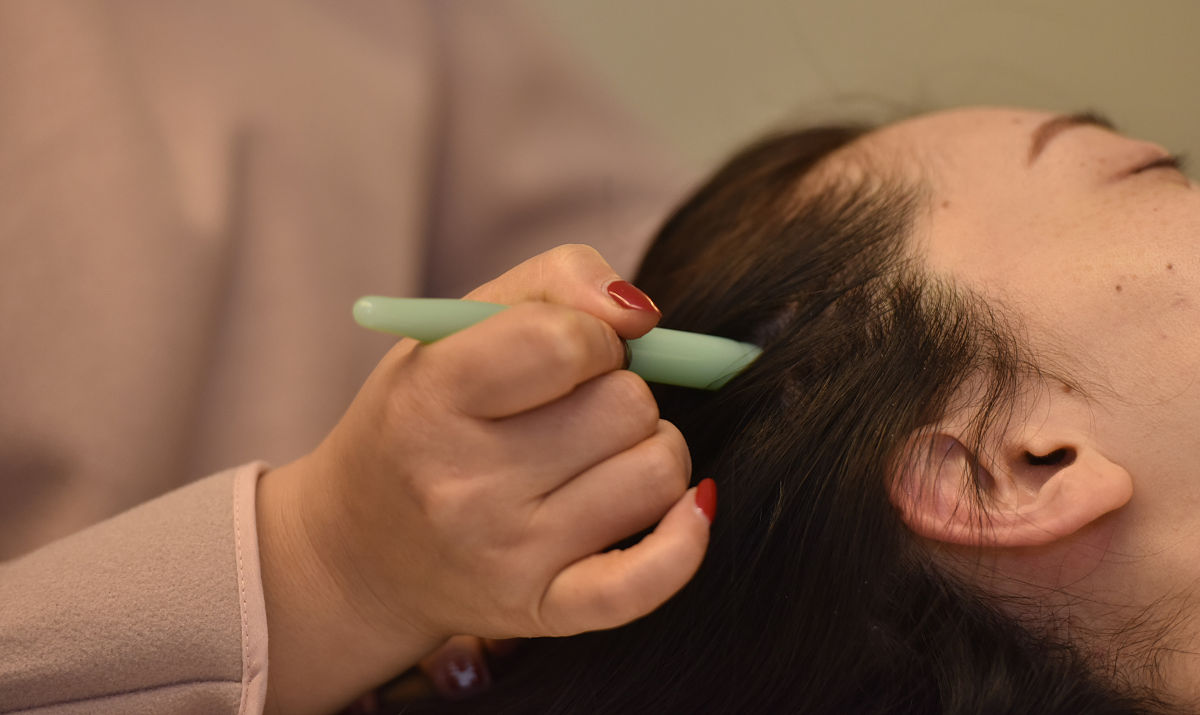 耳朵要清爽？新品采耳店火爆开业！