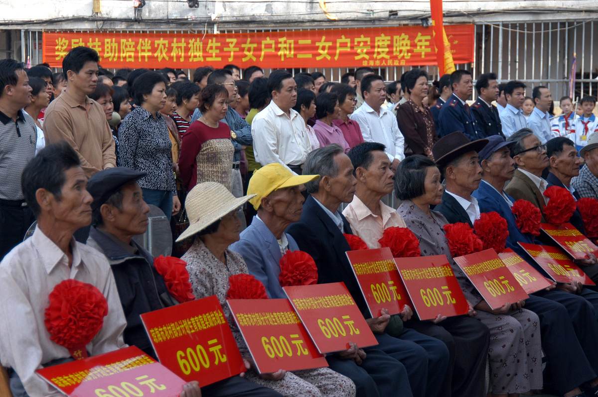 江西省上饶市湖村乡团委：服务青年 成长助力