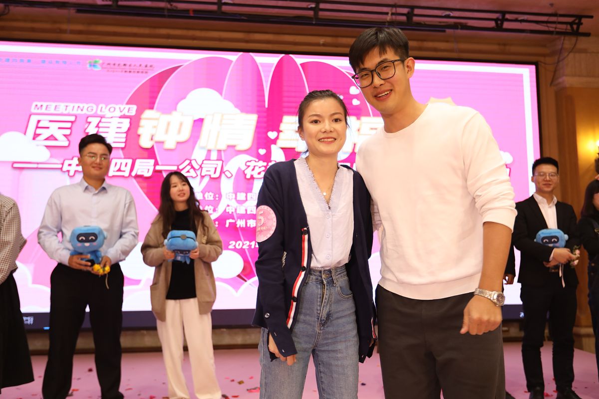 请帮我用贺涛和陈煦明写一份优美的情书