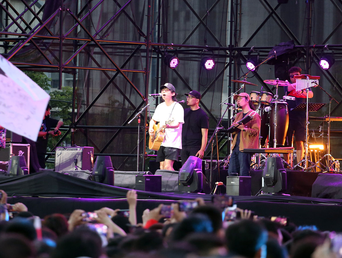 成都 - 赵雷：歌曲介绍、歌词含义及创作背景