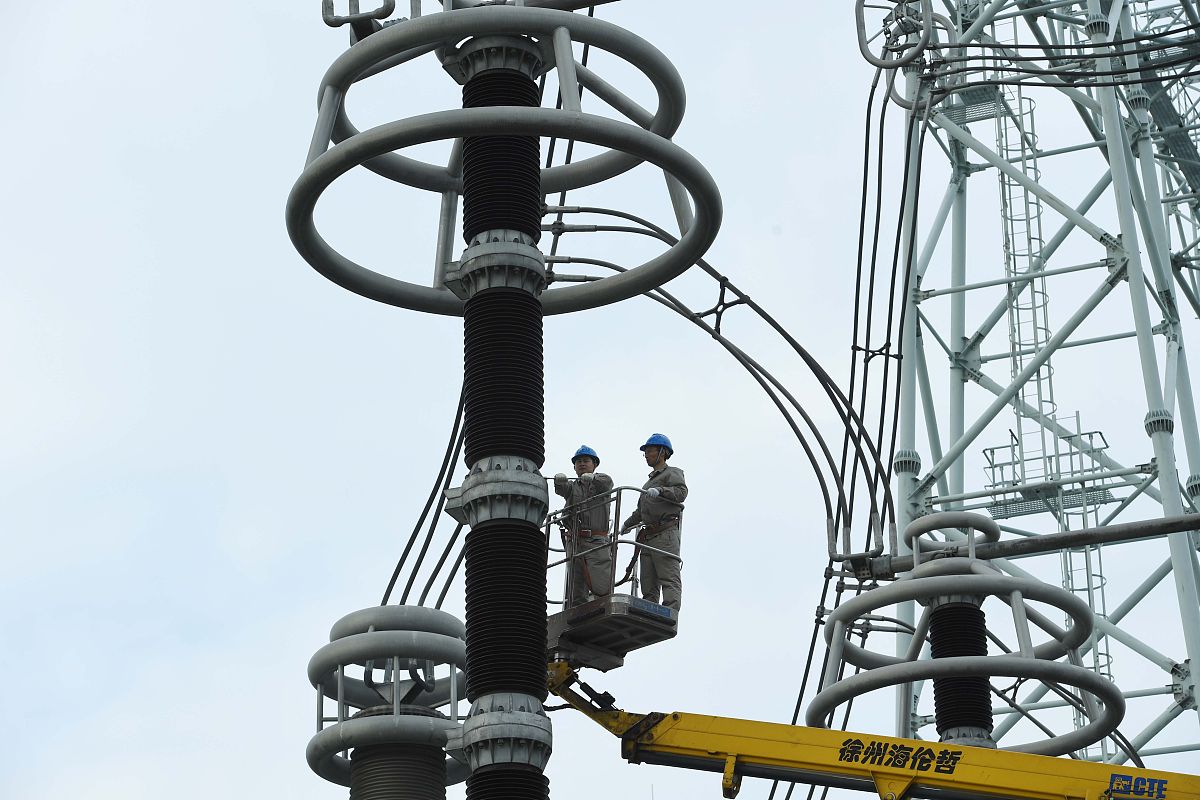 绝缘子污秽检测：方法、目的和重要性 - 保障电力系统安全运行
