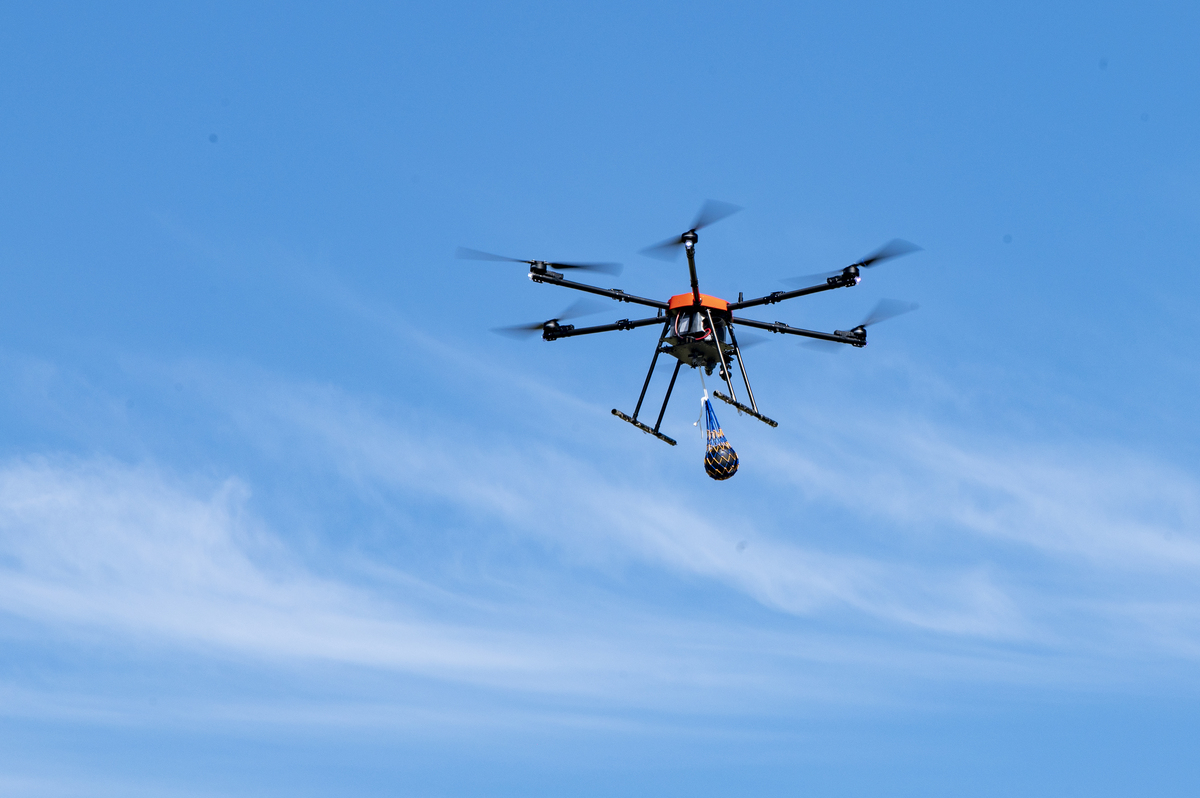 关于无人机的论文