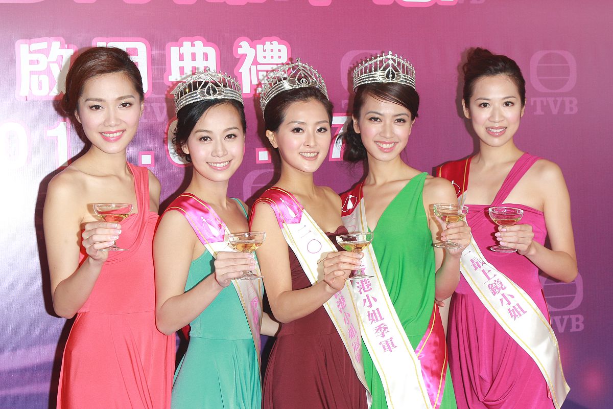 2012年8月27日,香港,2012年香港小姐记者会.张名雅 黄心颖 朱千雪 岑