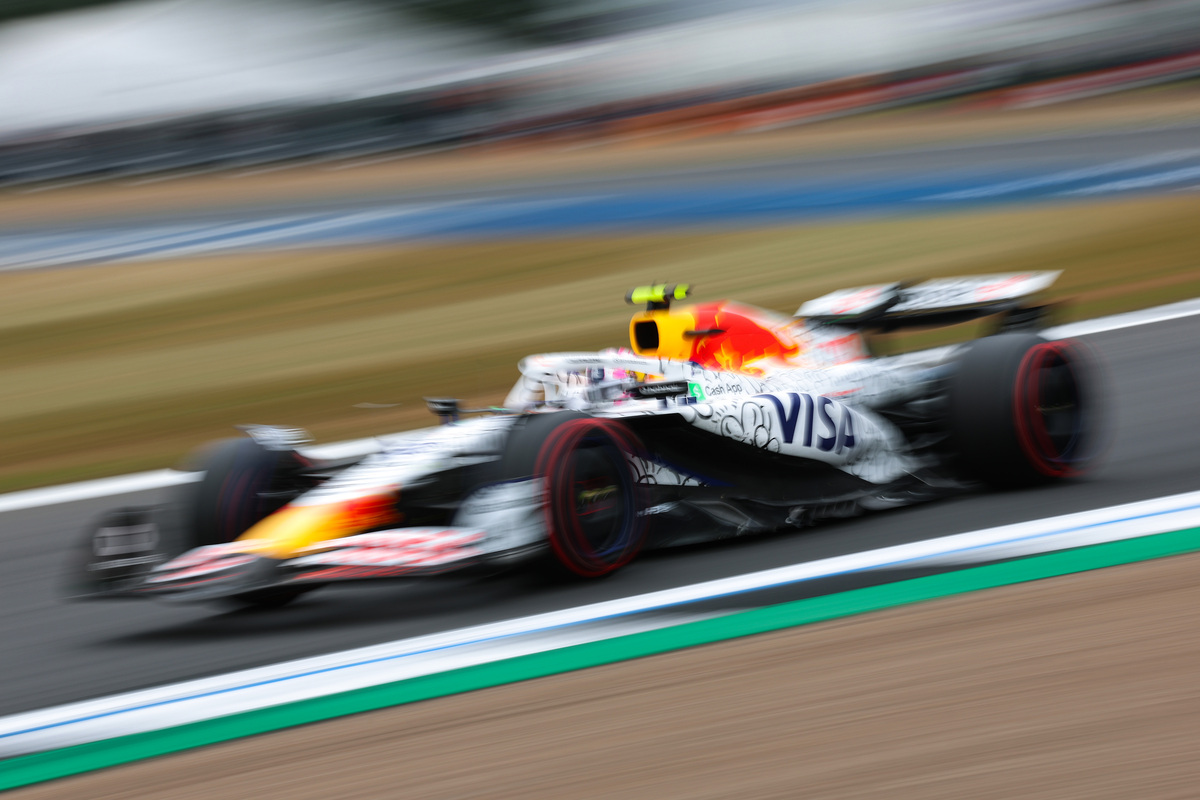 描述赛车比赛的文案编写达到激励下次比赛的程度