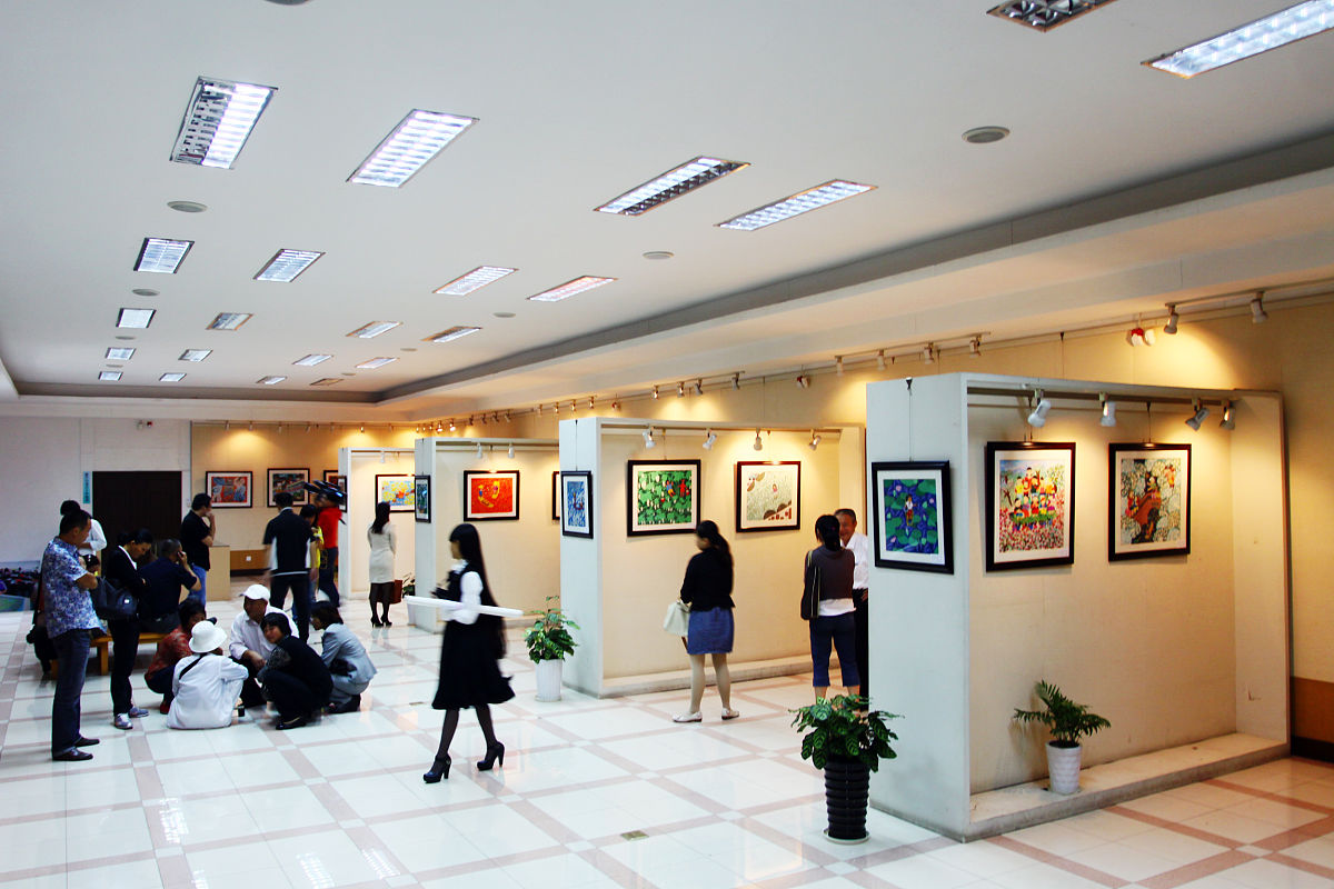 2011年9月21日上午,"唔客农民格东西"姚庄农民艺术展在浙江省嘉兴市嘉