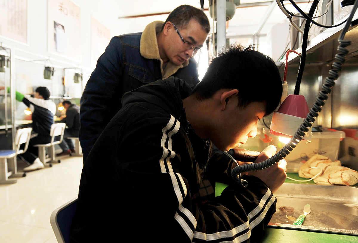 毕节职业技术高级中学珠宝玉石加工与营销专业教学质量如何？
