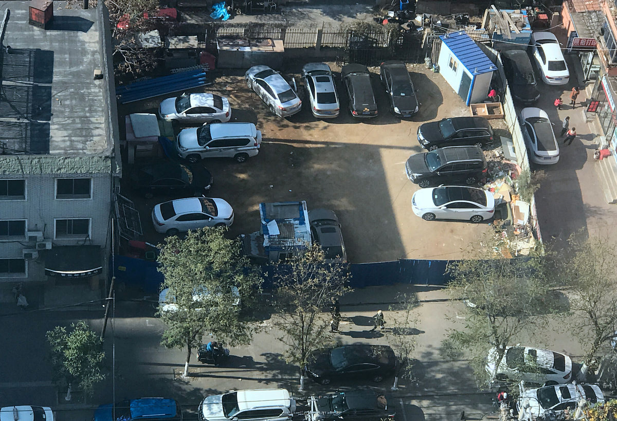 朱泾镇南坪小区机动车停车管理现状调查报告