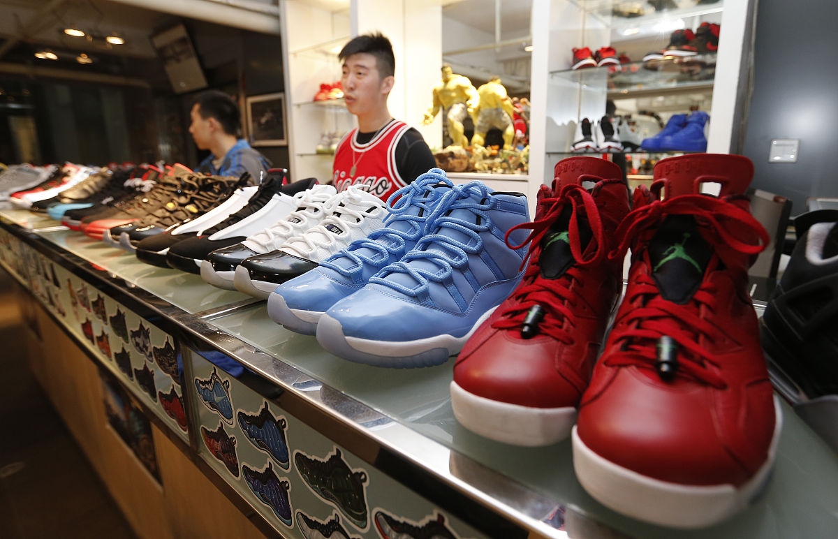 法院扣押109双球鞋抵债！球鞋收藏or过度消费引热议