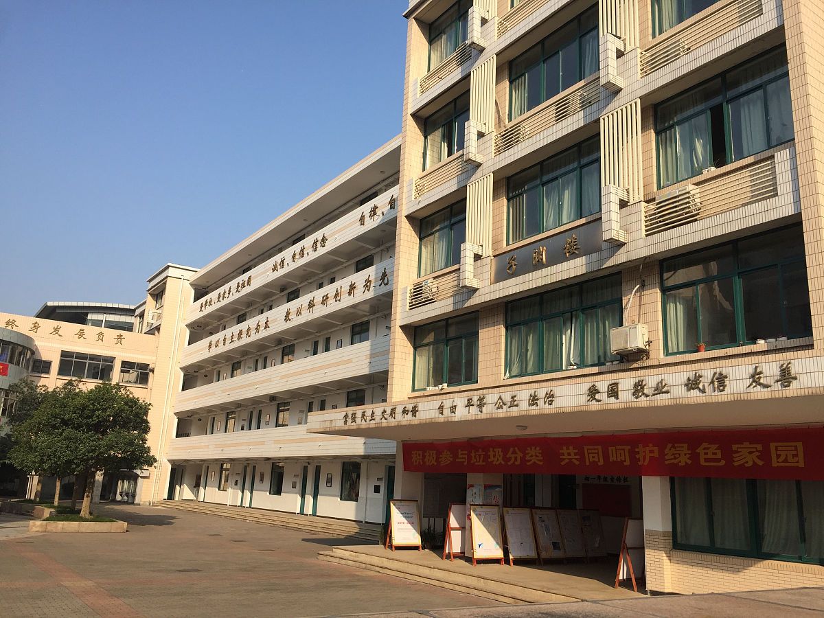 广西右江民族商业学校设施设备如何 广西右江民族商业学校设施设备如何