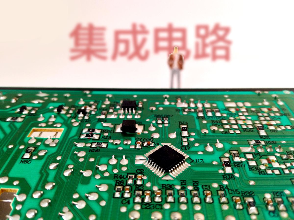 电子电工专业大专班培养目标