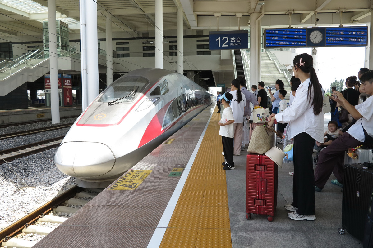 选择高铁服务的五大因素：舒适出行指南