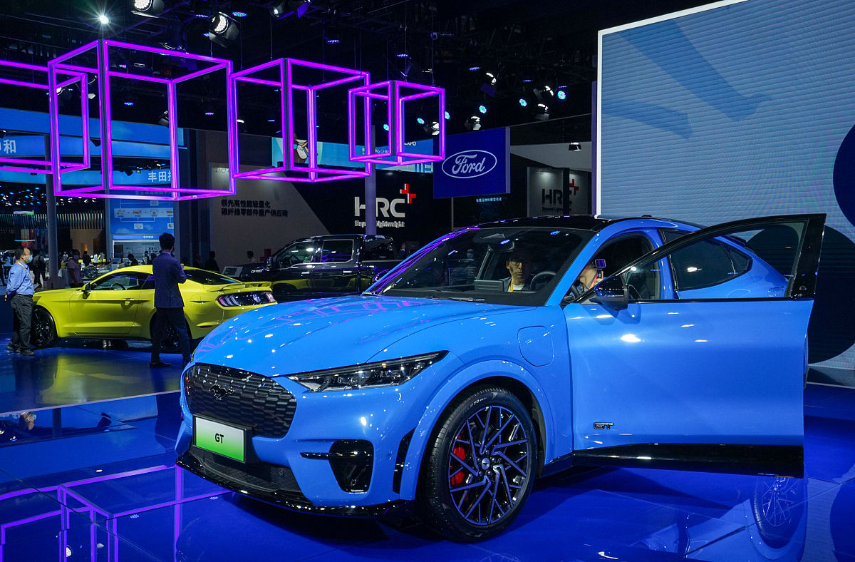 达州凤凰职业技术学校车制造与维修专业招生简章 - 培养汽车行业高素质人才