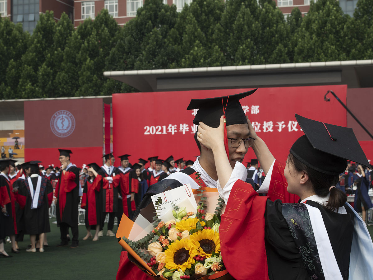 北京大学医学部护理专业就业前景：机遇与挑战并存