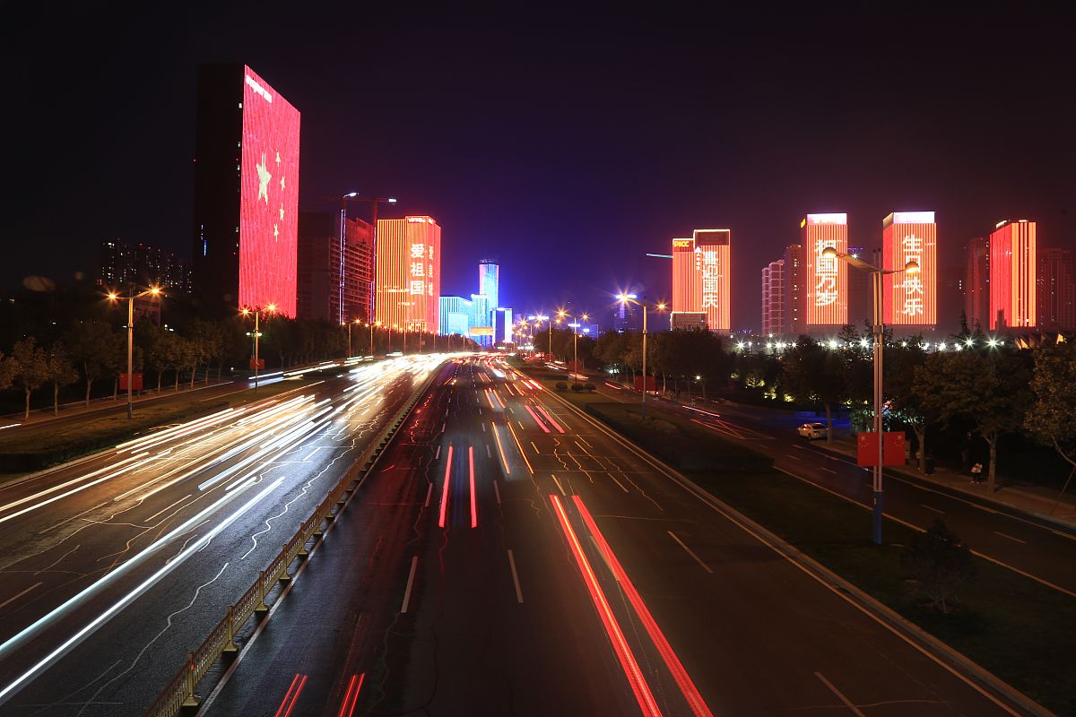 女朋友生日快乐诗歌 | 送给心爱的她最浪漫的祝福