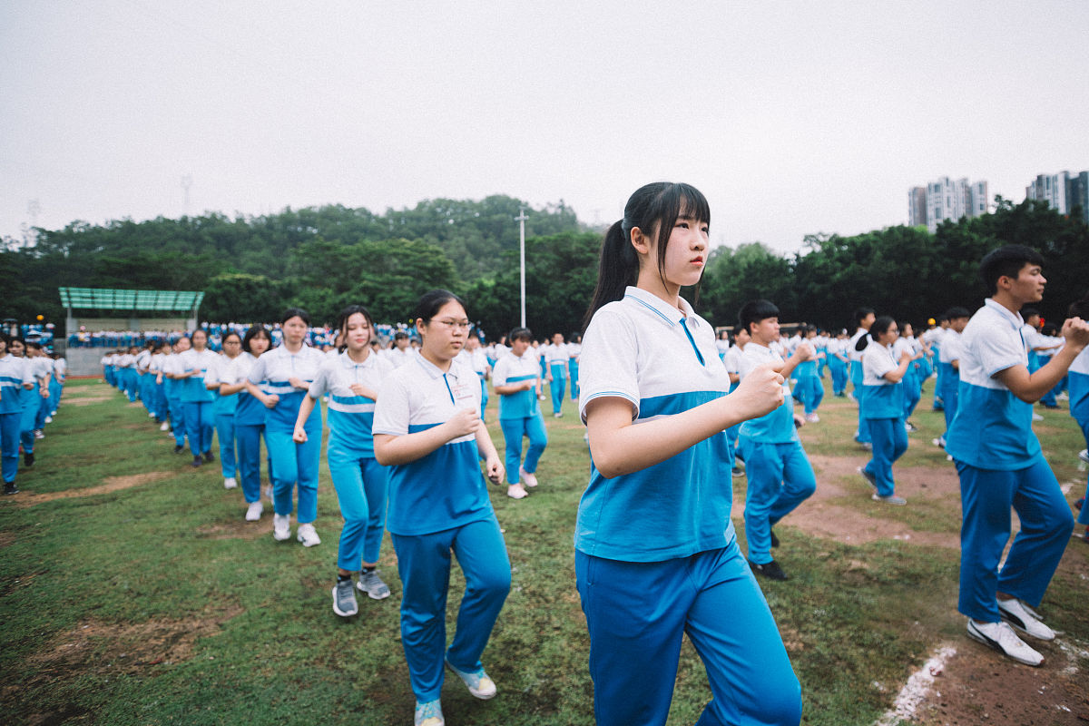 成都卫生学校初中毕业女生：未来发展方向大揭秘