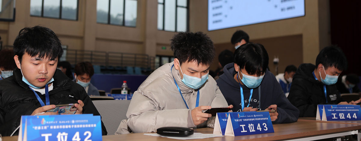 鄂尔多斯职业高中：多元化教育，培养高素质技能人才