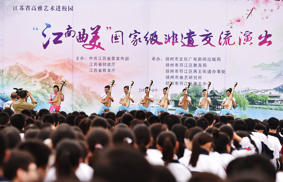 策划一个大学清明文化知识问答要有以下几点注意事项1活动名称2活动背景3活动目的4活动主办单位5活动时间6活动地点7参加人员8活动流程9活动规则10活动准备