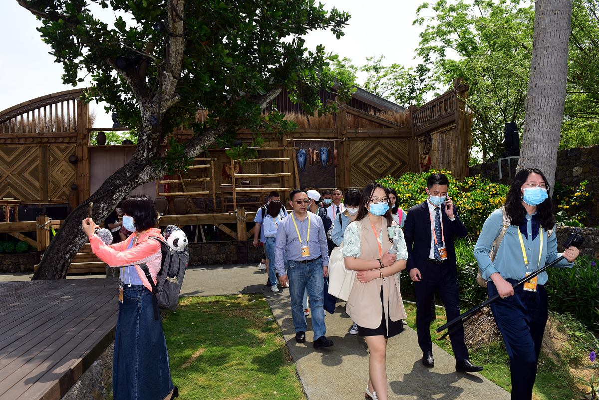 琼海媒体曝光求助热线平台全方位解析：如何有效求助？