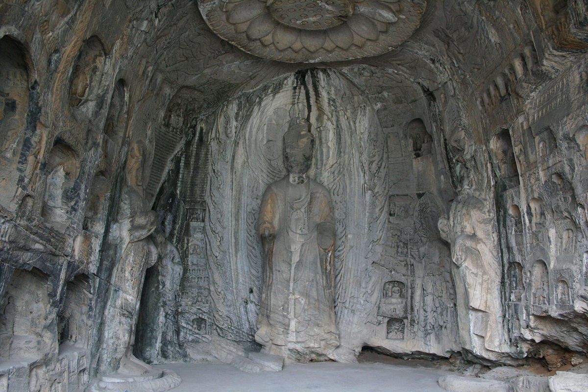 2007年10月3日,洛阳龙门石窟,英文名称:longmen grottos,龙门石窟根据
