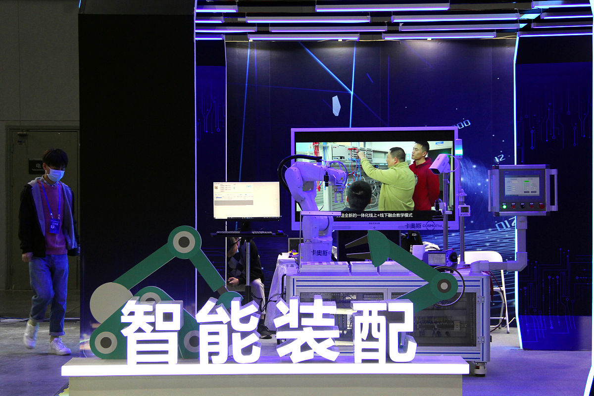 湖南科技职业学院模具设计与制造专业到底行不行设有哪些课程
