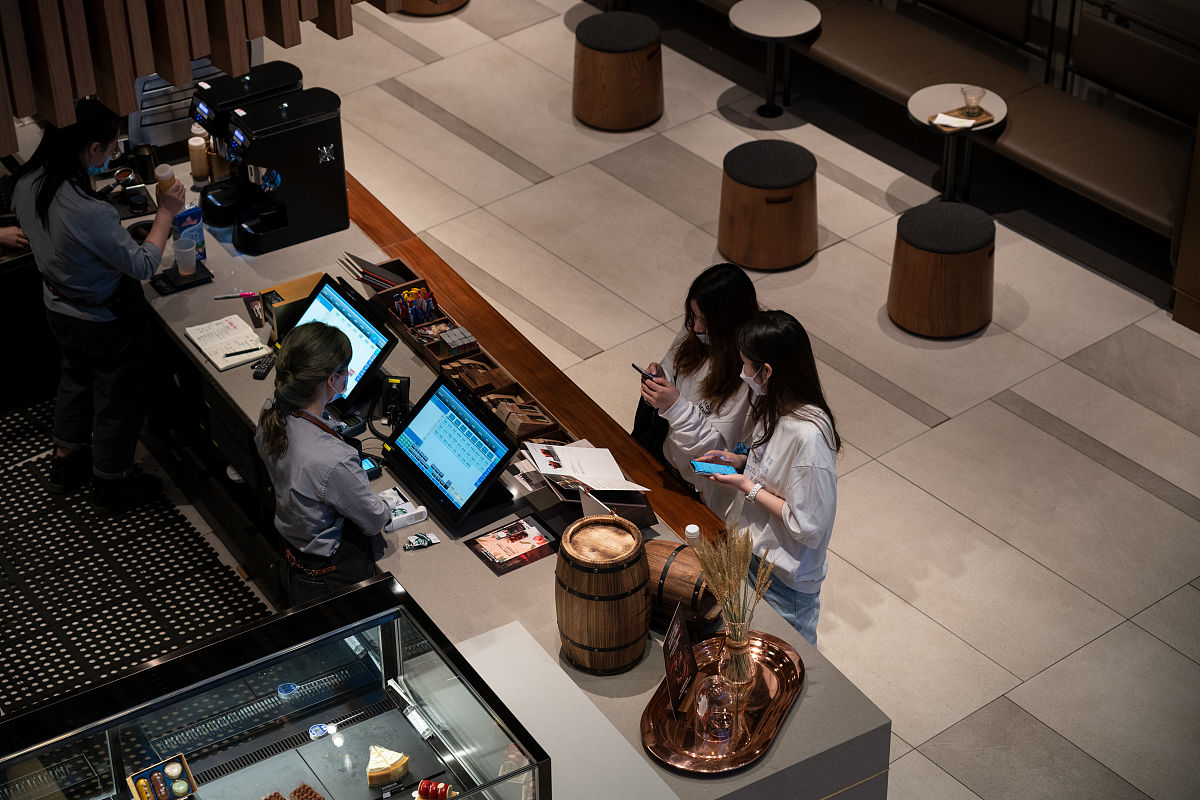 2020年5月21日,西安,星巴克南大街中大国际店.