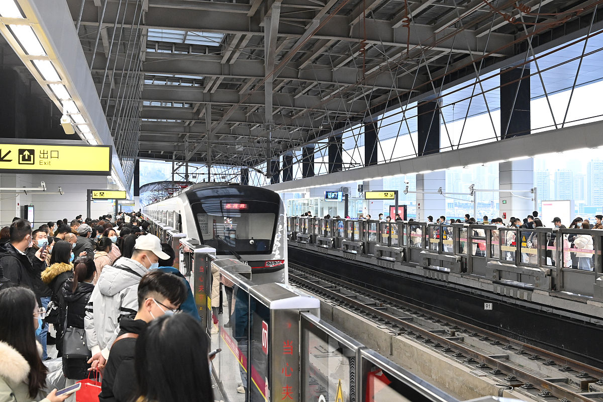 重庆2021年读轨道交通学校读什么专业好