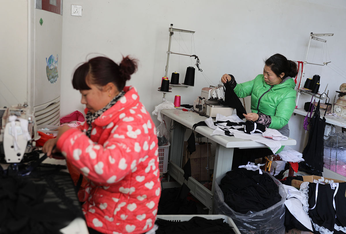 你现在要写一篇论文主题是Z公司薪酬管理现存问题探析与对策研究你会怎么写呢