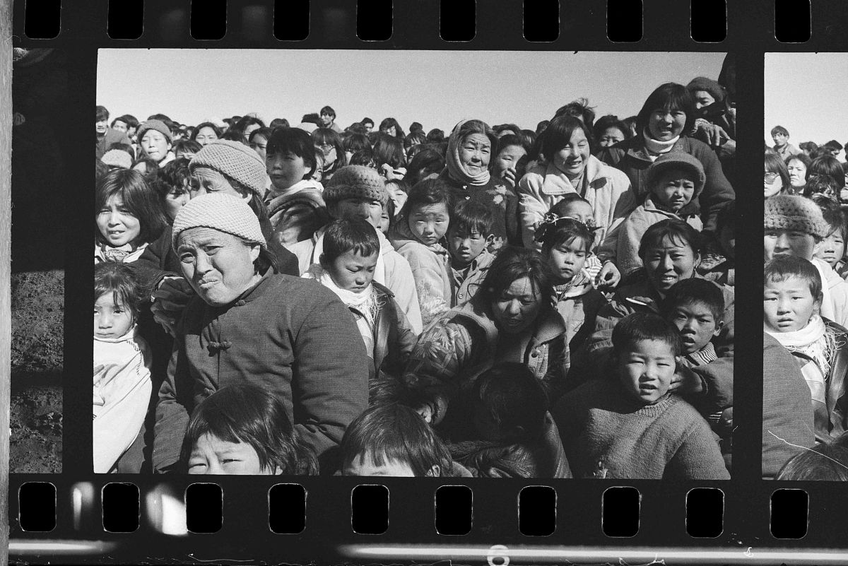 概述50年代中国民间舞发展的整体面貌。