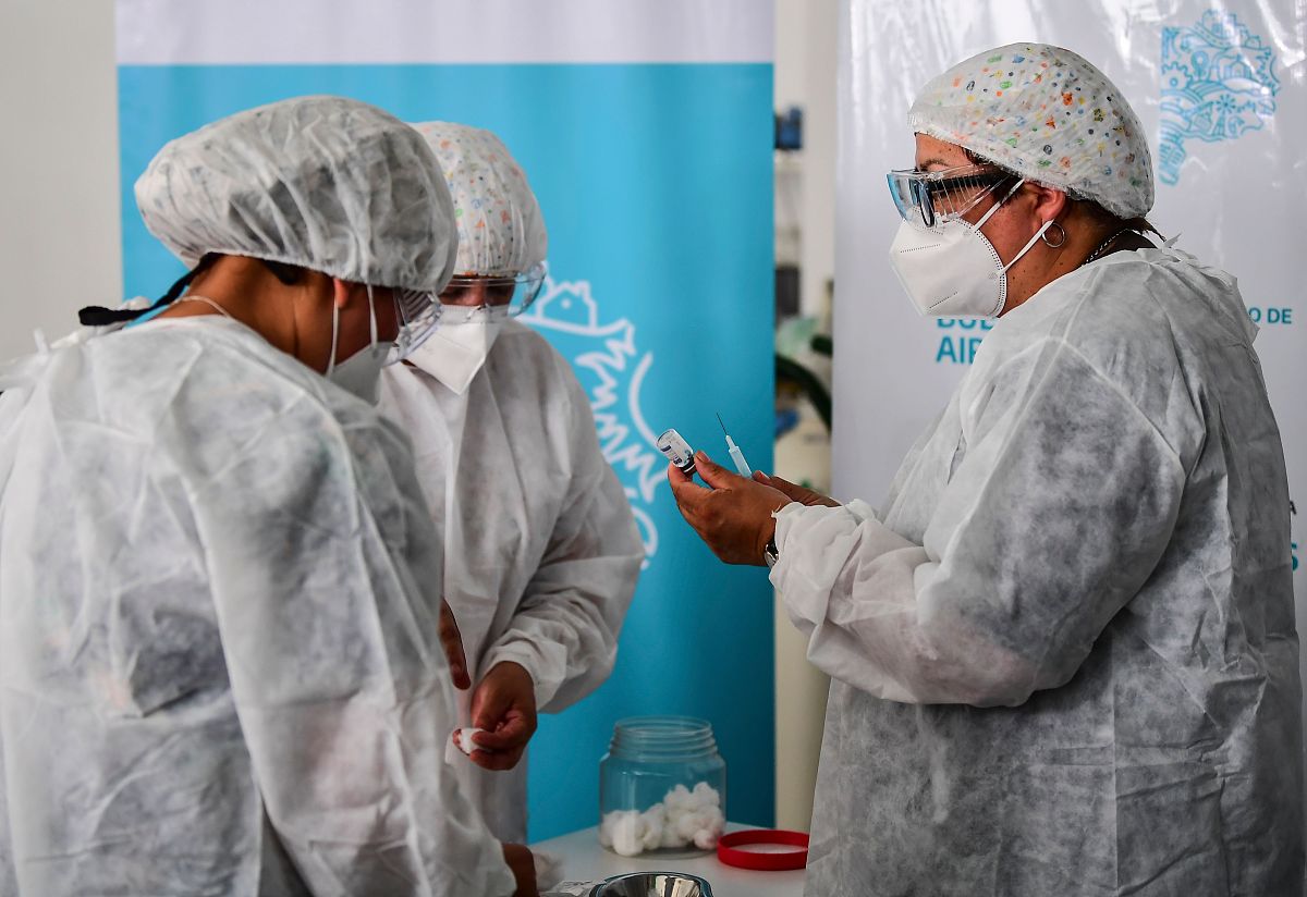 急性白血病化疗患者口腔护理研究进展与创新