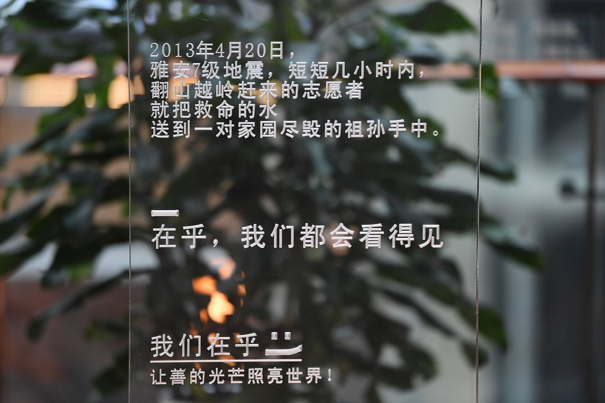 抖音爆款文案：10句浪漫情话，让你收获无数点赞