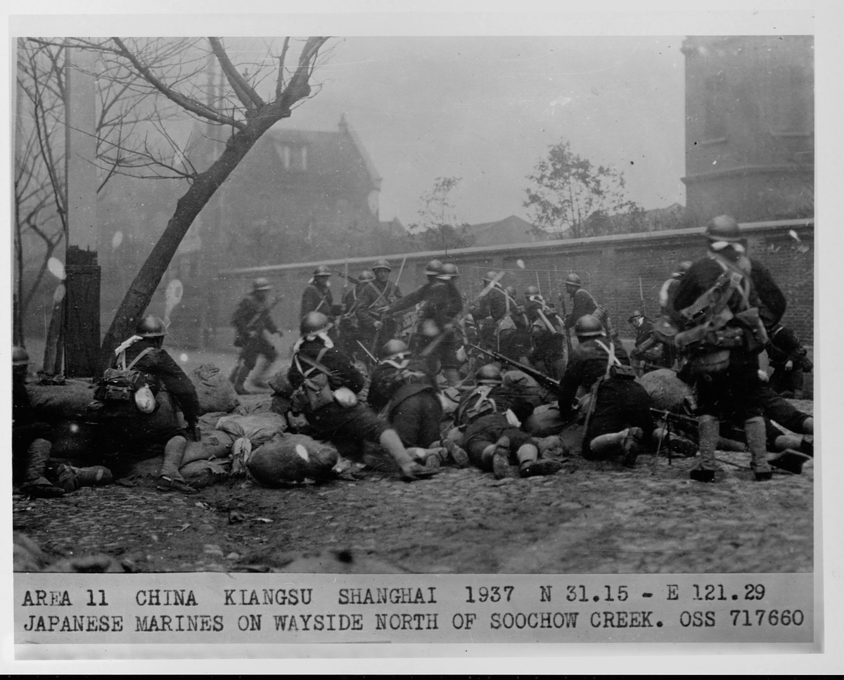 战争中救助敌国平民：人道主义与国际责任