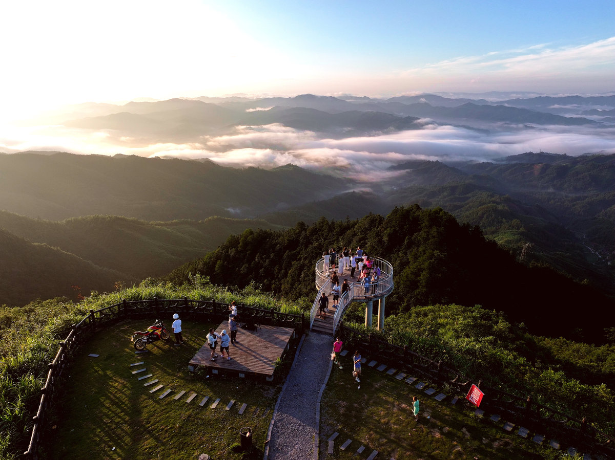 丽水旅游攻略：探秘山水人文，体验精彩旅程