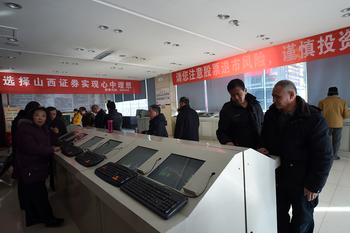 公路局召开驾驶员安全生产例会