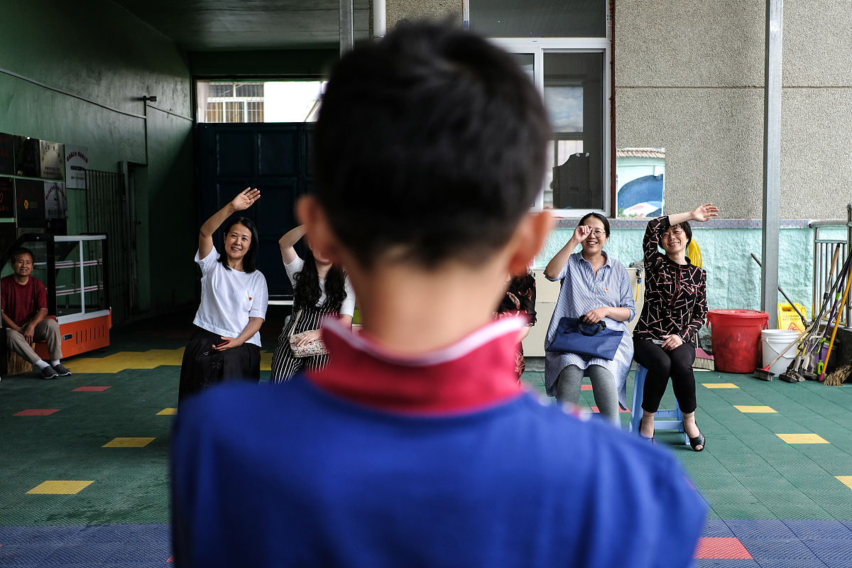 2019年6月17日,青岛."他们刚来的时候并不是这个样子."许老师说,很多